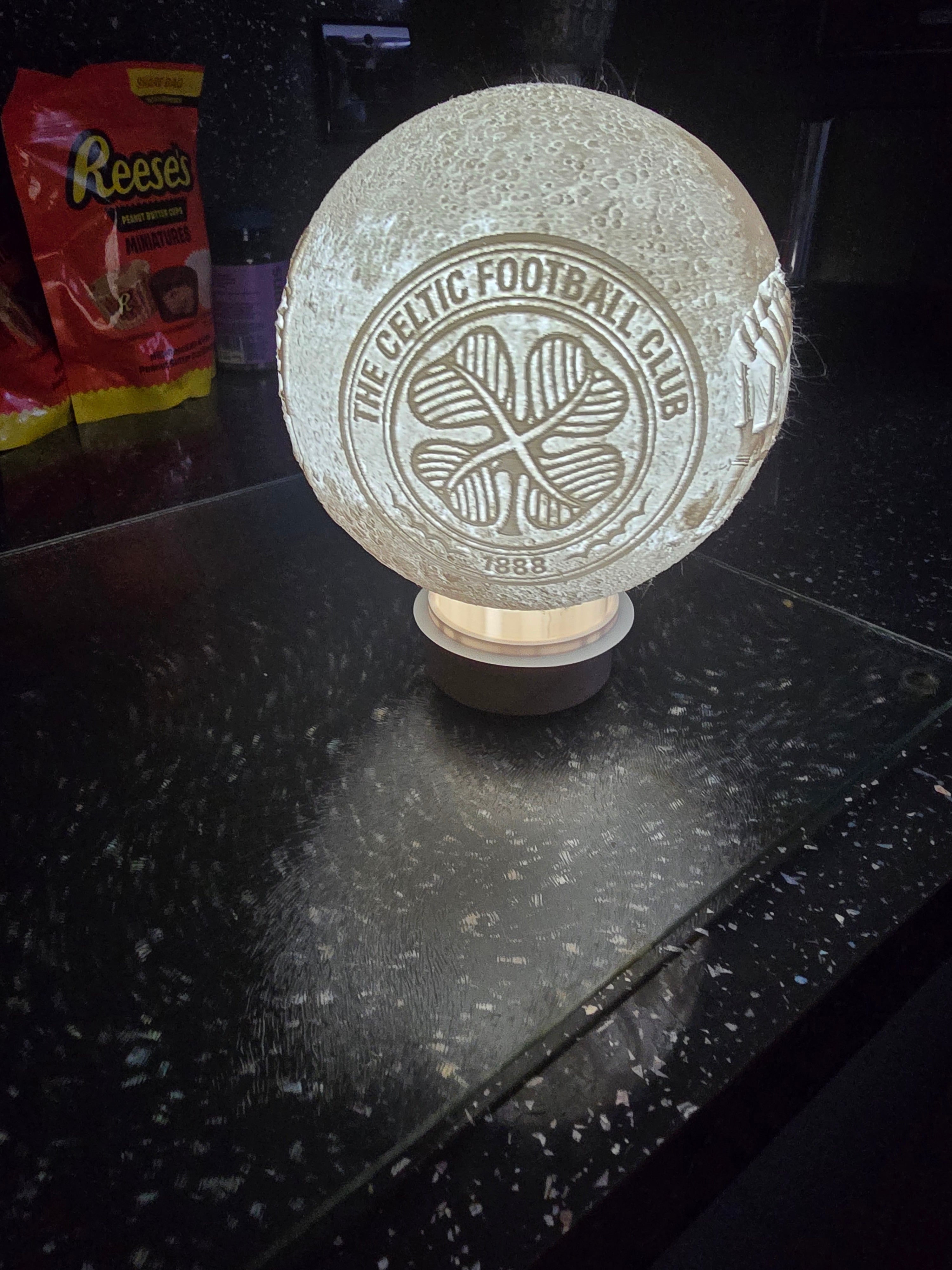🍀 Celtic LED Lithophane – £25 🍀
