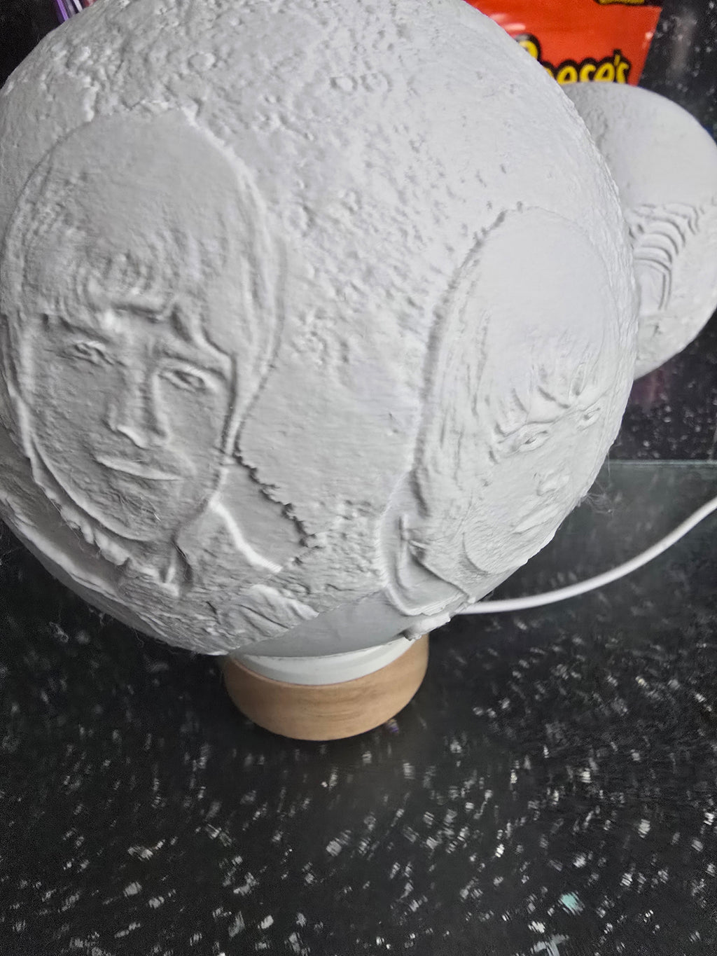 🌙 Oasis 3D Moon Lithophane Lamp – £25 🌙