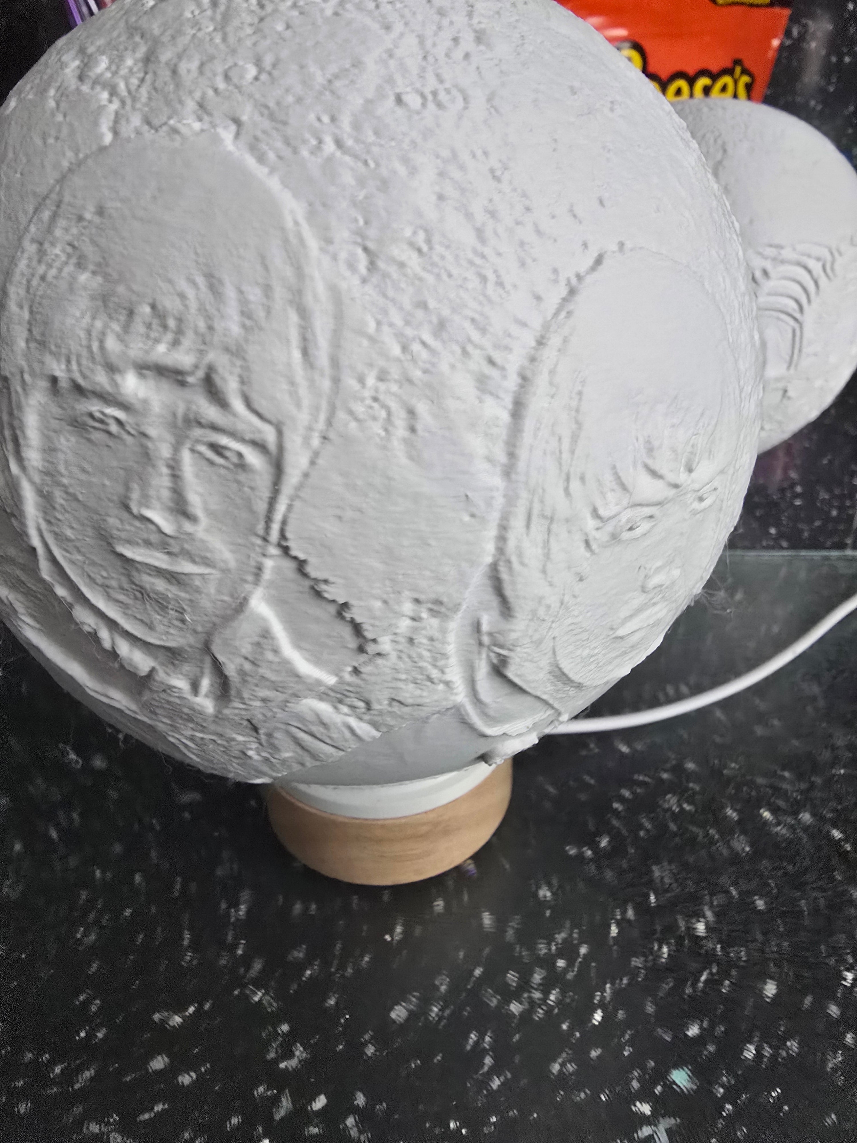 🌙 Oasis 3D Moon Lithophane Lamp – £25 🌙